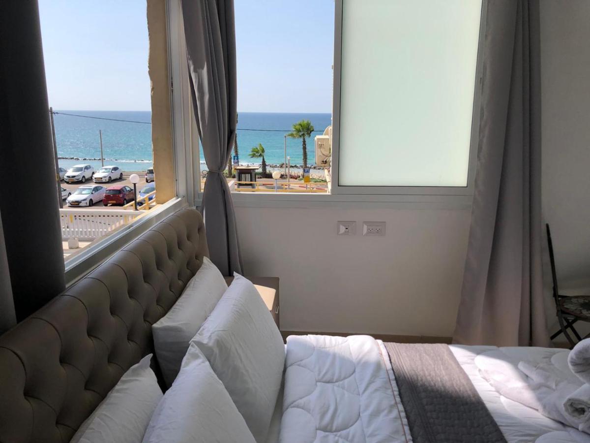 Hotel Room Service Bat Yam Exterior photo