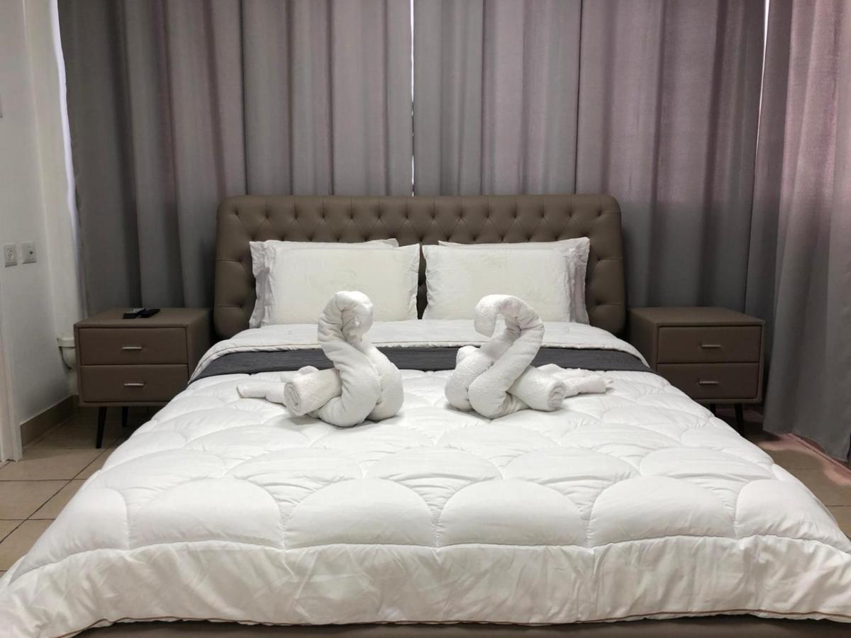 Hotel Room Service Bat Yam Exterior photo
