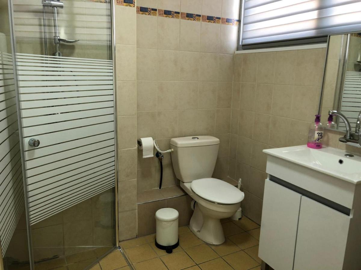 Hotel Room Service Bat Yam Exterior photo