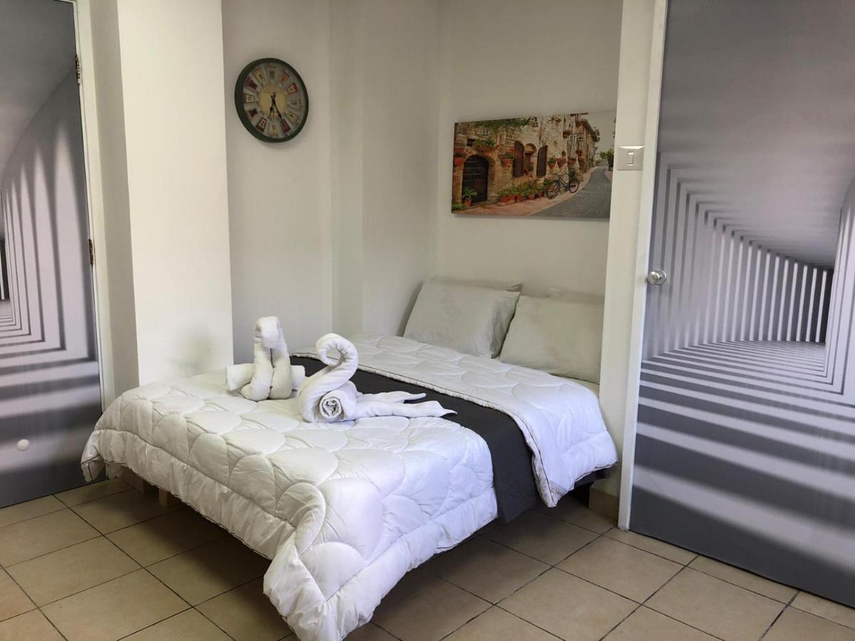 Hotel Room Service Bat Yam Exterior photo